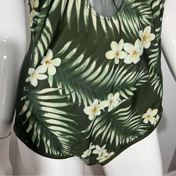 Marilyn Monroe Tropical Floral One Piece Mesh One-Piece Bathing Suit - 14‎ - Picture 6 of 14